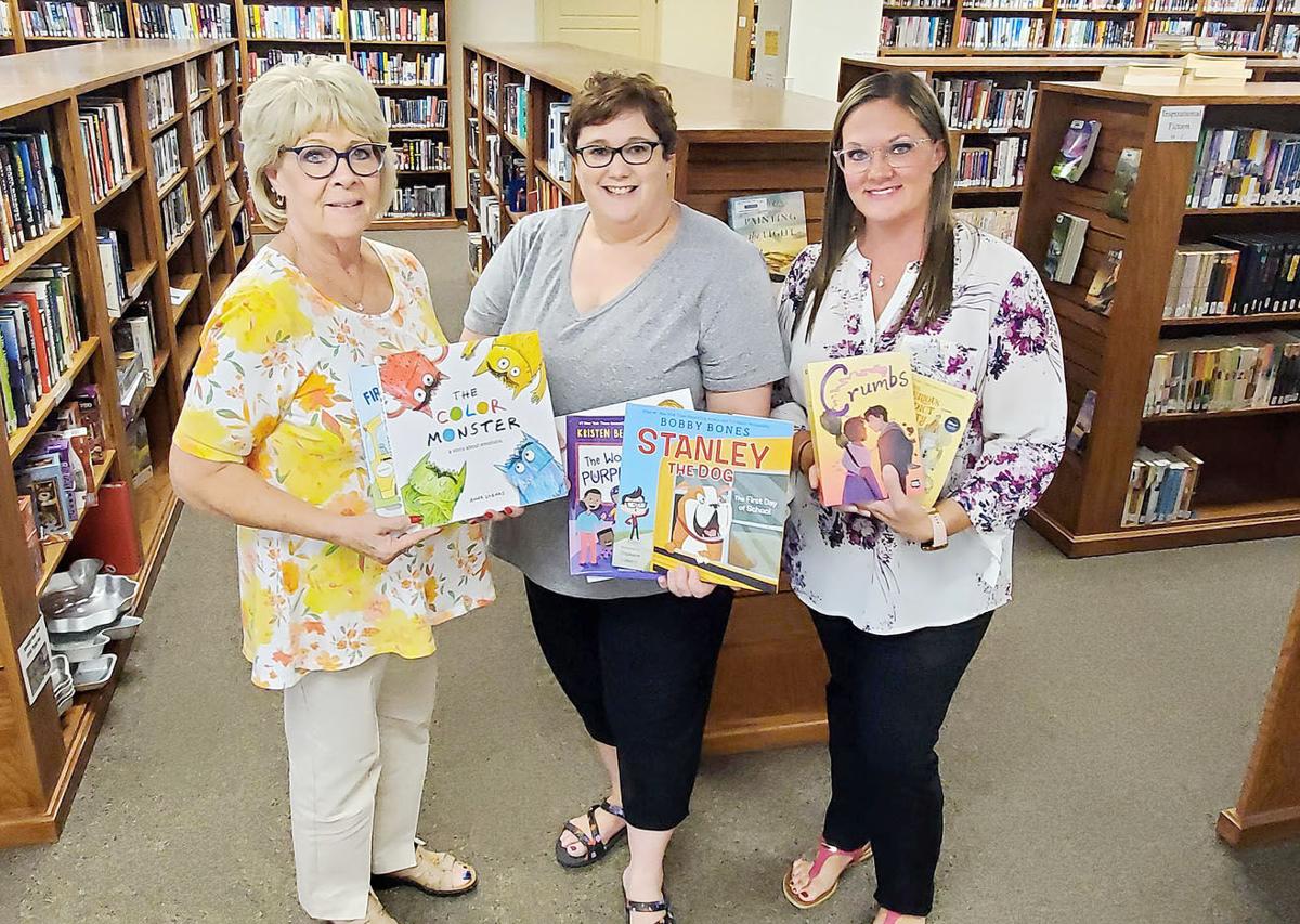 Weeping Water library receives new books