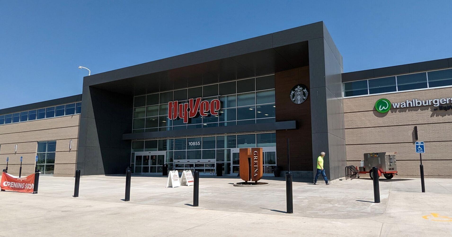 Hy-Vee store opening in Gretna area will be company's largest, most modern 'flagship' - Vimarsana News