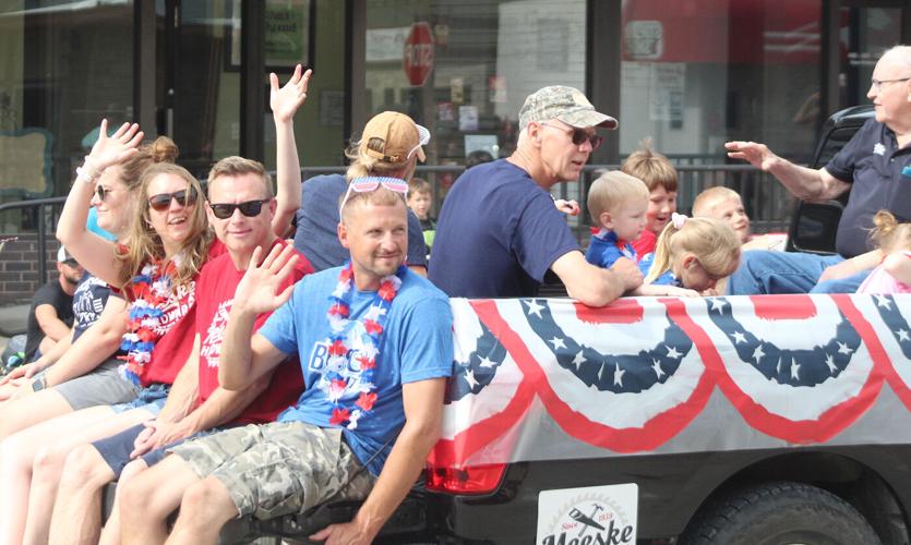 Gayle Meeske family in parade photo 2