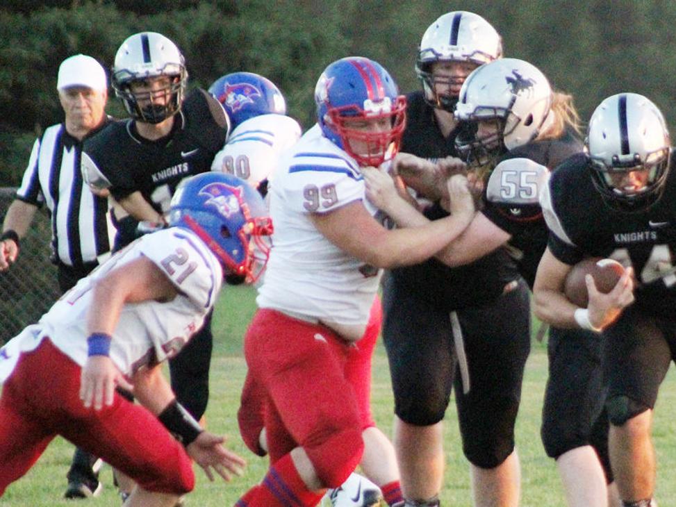 Knights Host Patriots In Football Matchup Sports Fremonttribune Com