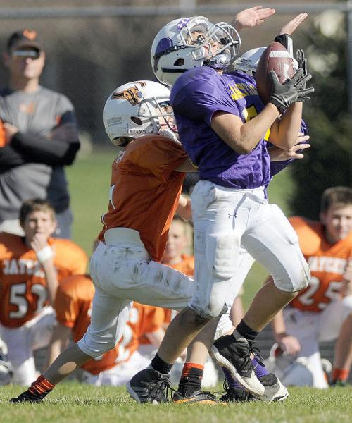 Youth Football Players To Compete In Metro League High School