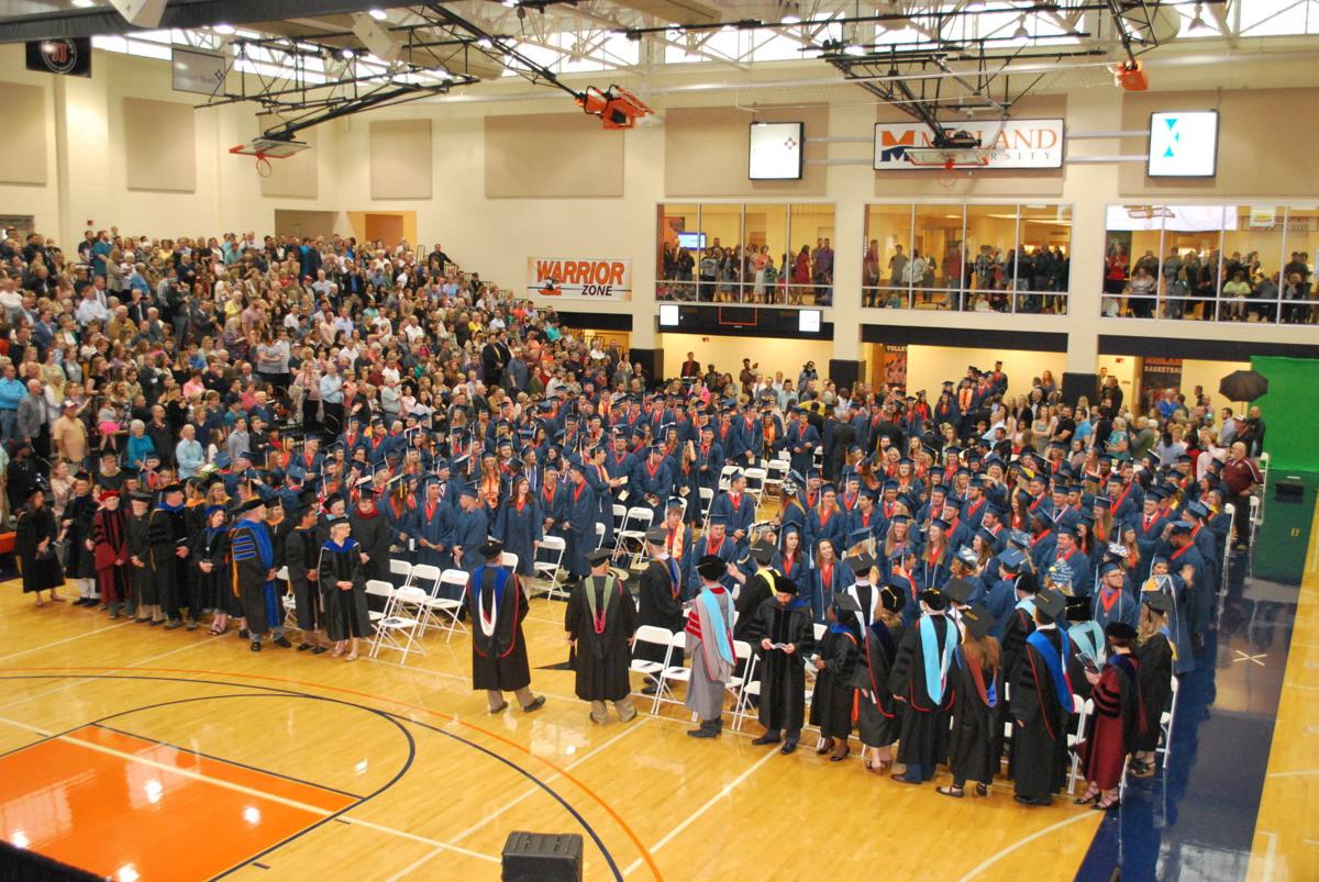 Speakers prepare Midland graduates for future at commencement ceremony