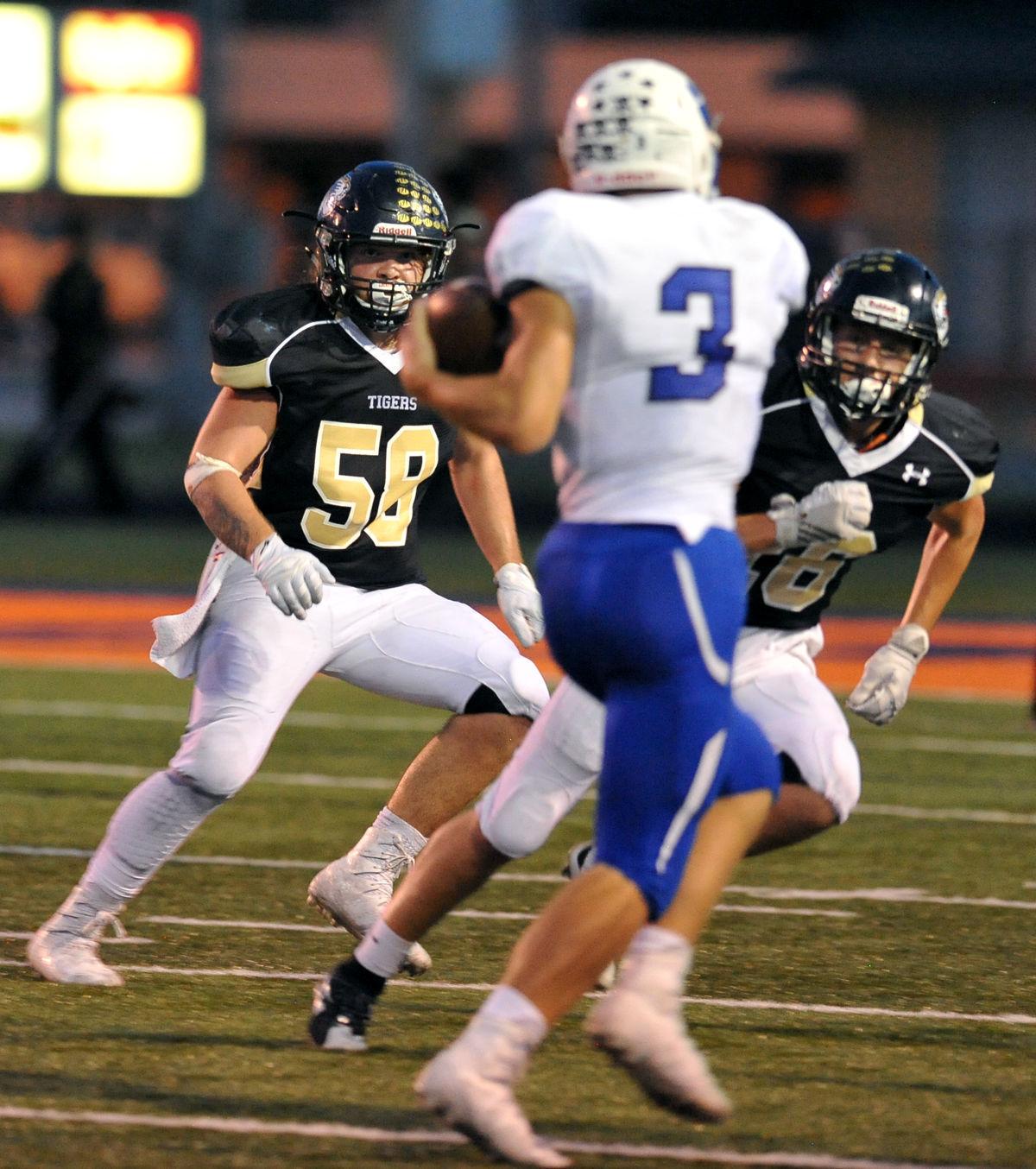 Photos: Fremont football vs. Kearney, 9.22.17 | High School Sports