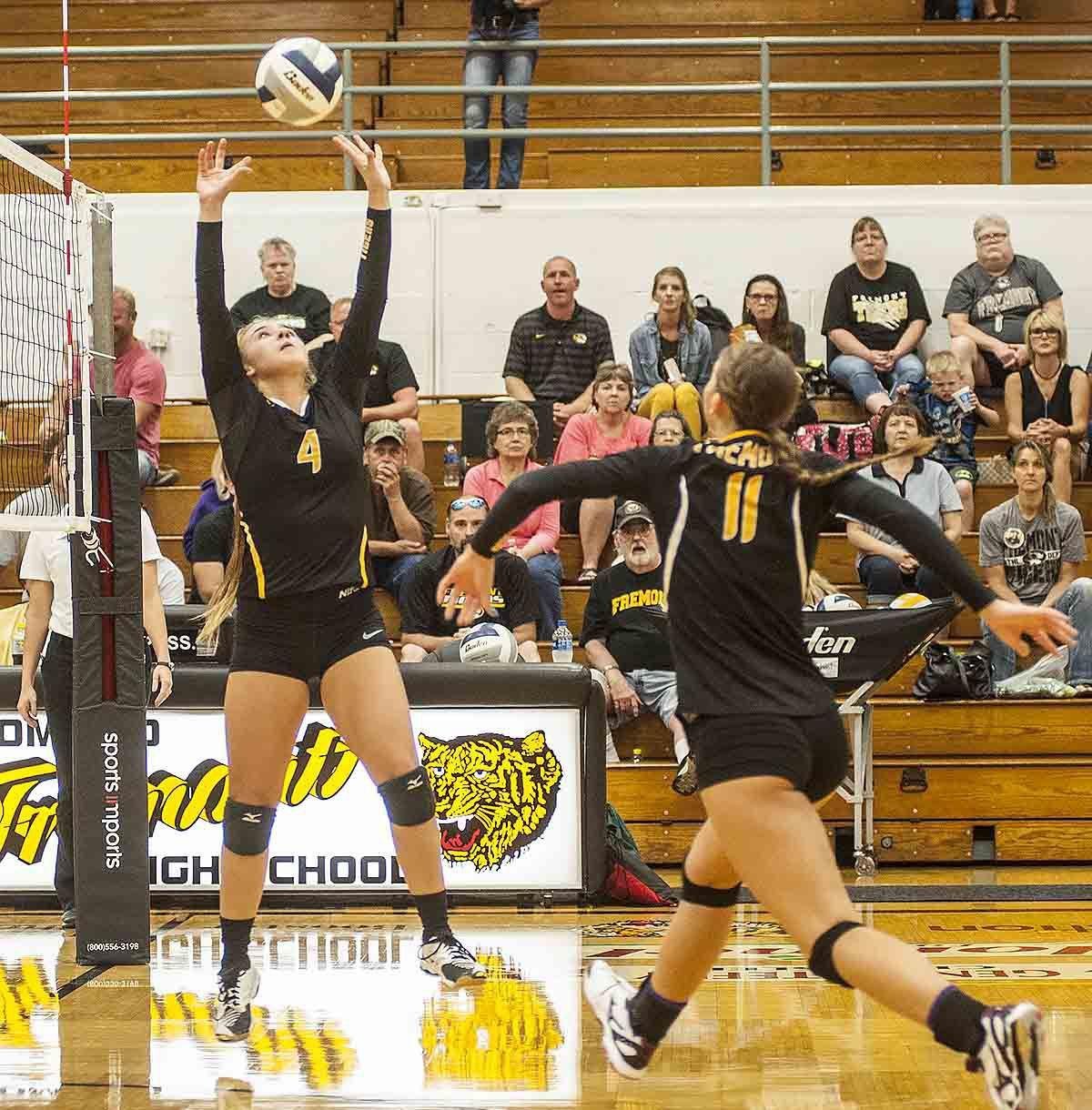 Photos: Fremont volleyball vs. Grand Island, 9.12.17