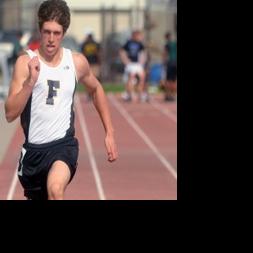Aldaba, Voss lead FHS boys to third-place finish