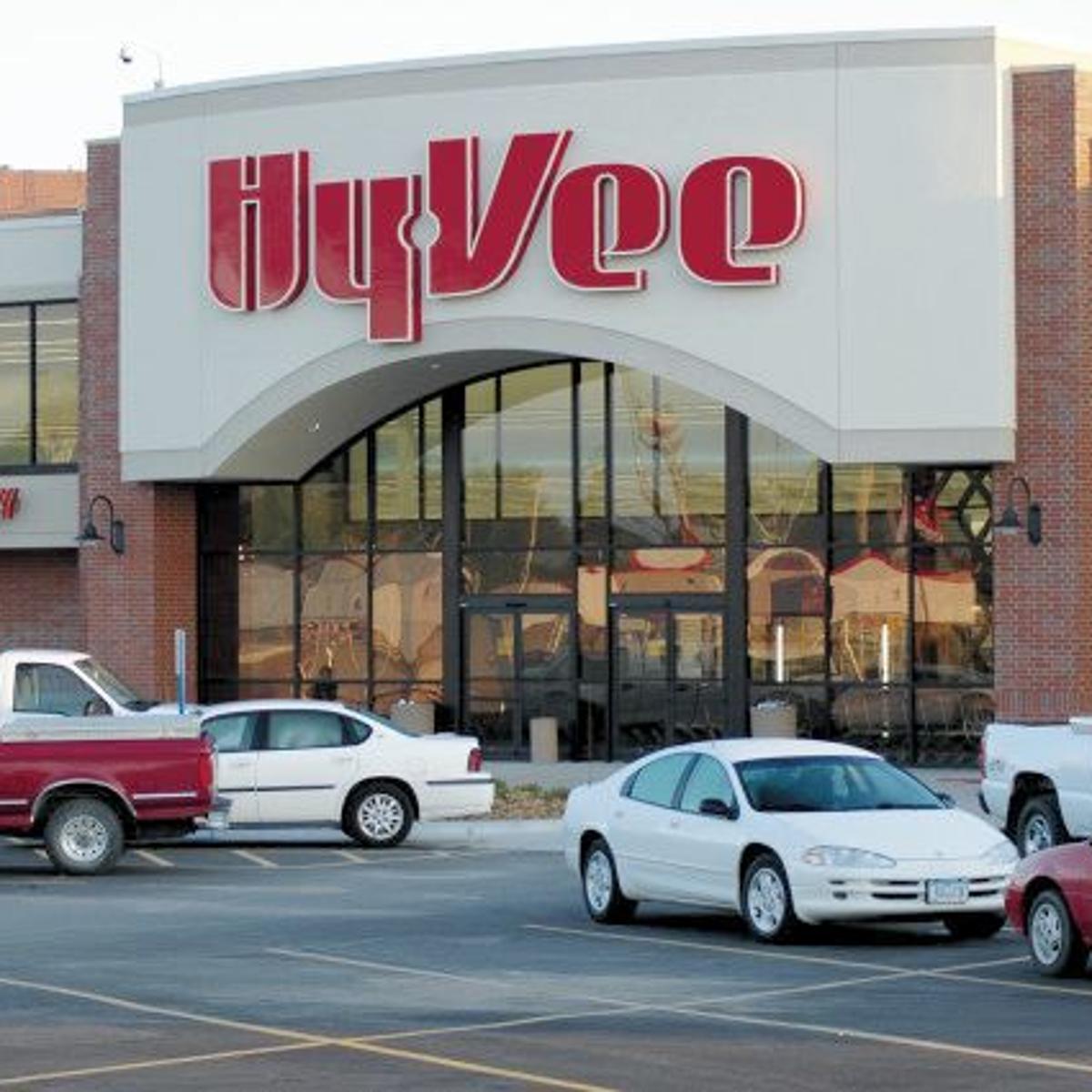 Hy Vee Will Reserve Online Shopping Time Slots For Those