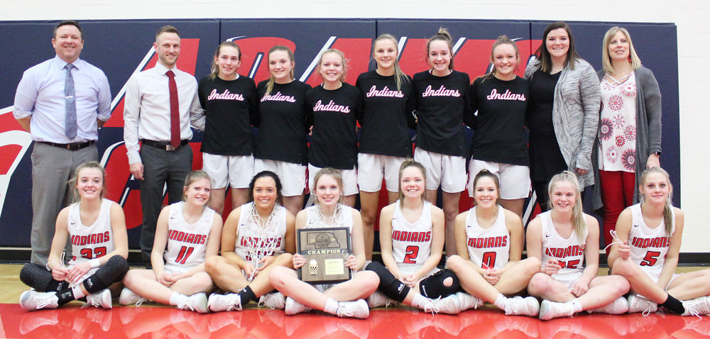Weeping Water team photo with championship plaque