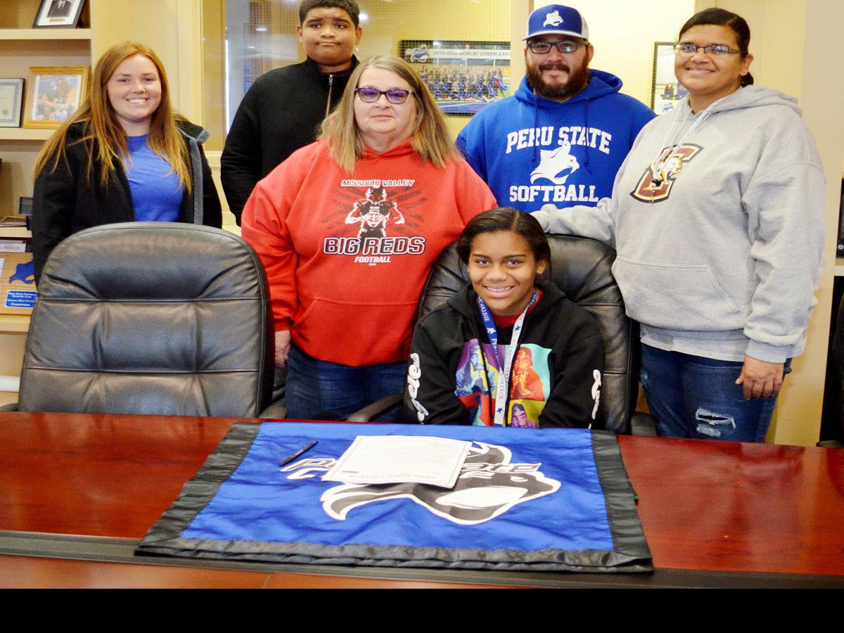 Victor To Play Softball At Peru State Sports Fremonttribune Com