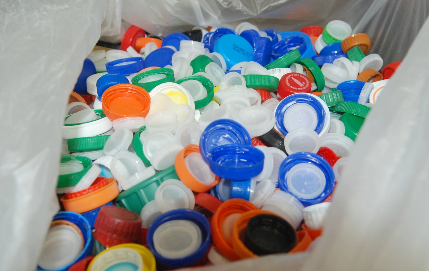 plastic bottle caps for cancer
