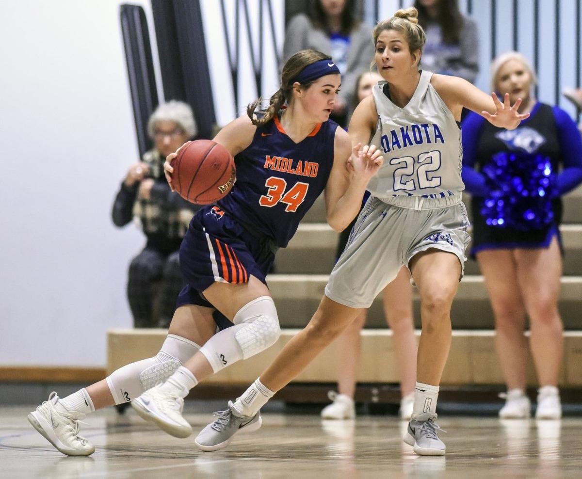 Lady Warriors Can T Keep Up With No 1 Dwu Midland Sports