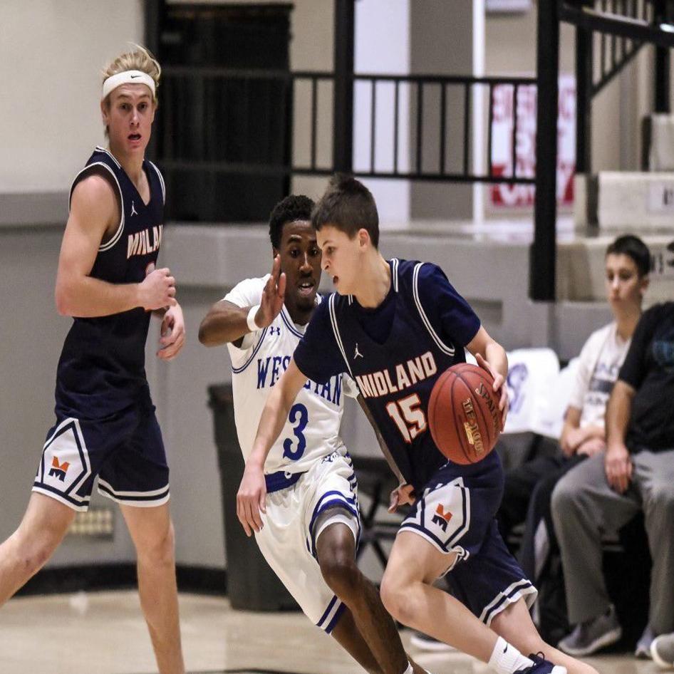Warriors Fall To No 15 Dakota Wesleyan Midland Sports