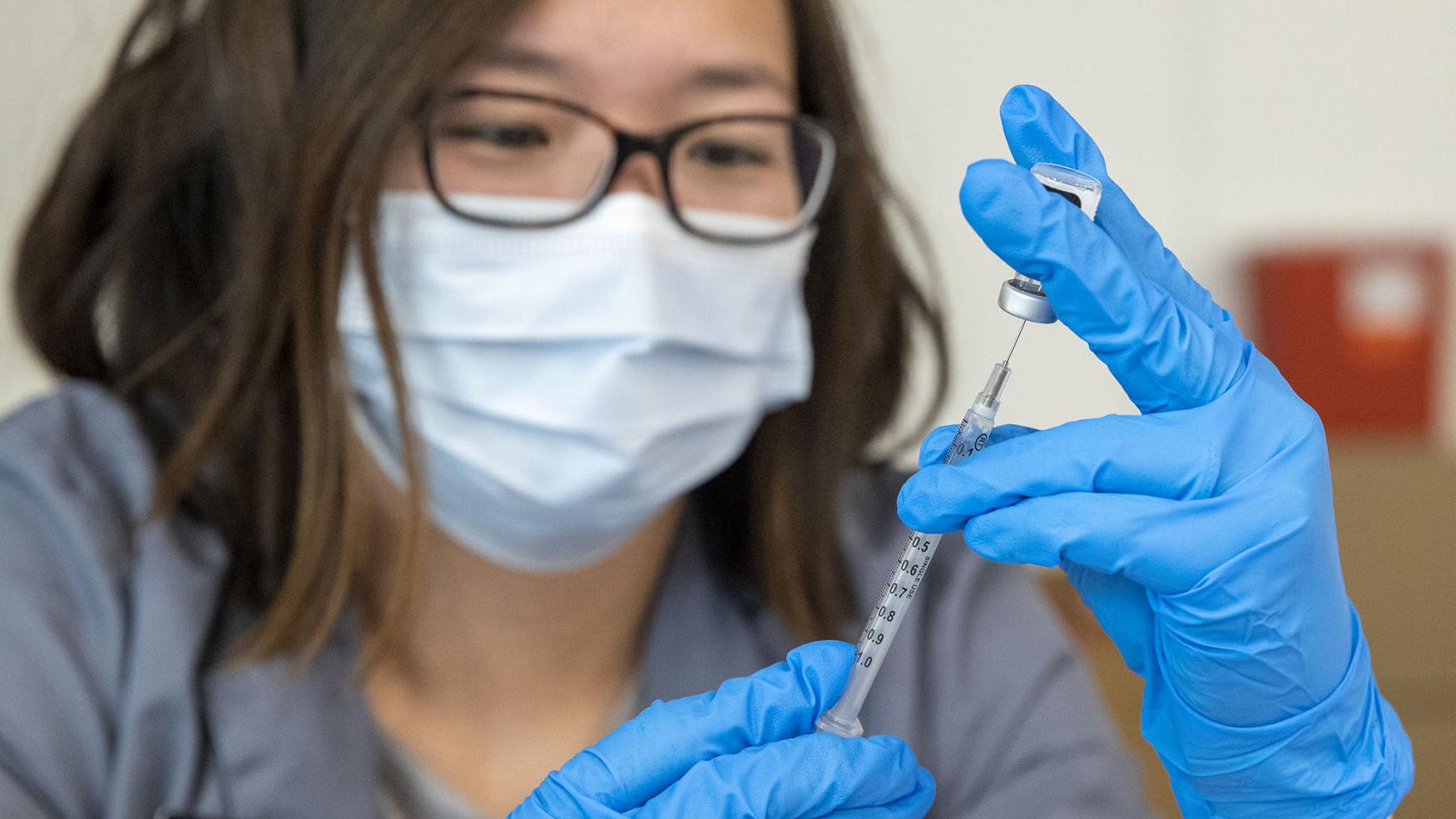 Youths in Nebraska can enroll in COVID vaccine trials - Vimarsana News