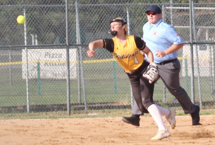 Megan Gissler makes play at shortstop