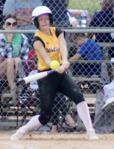 Ella Aaberg two RBI single in third inning