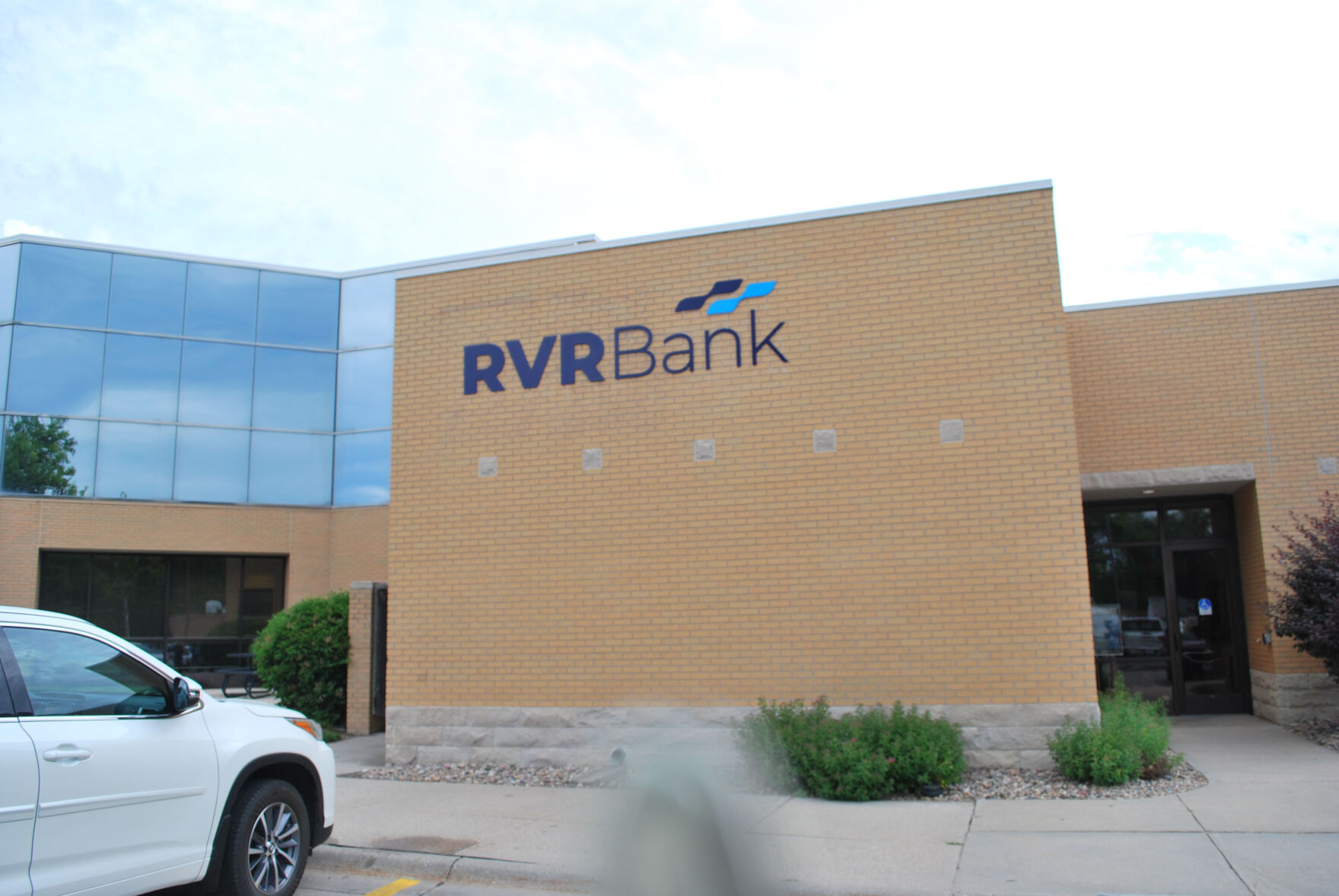 First State Bank Trust changes name to RVR Bank