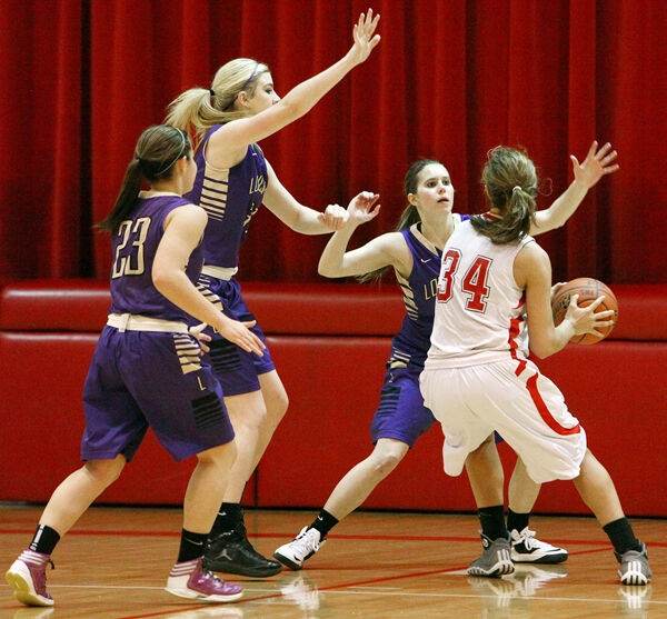 Louisville girls sprint past pair of opponents Sports