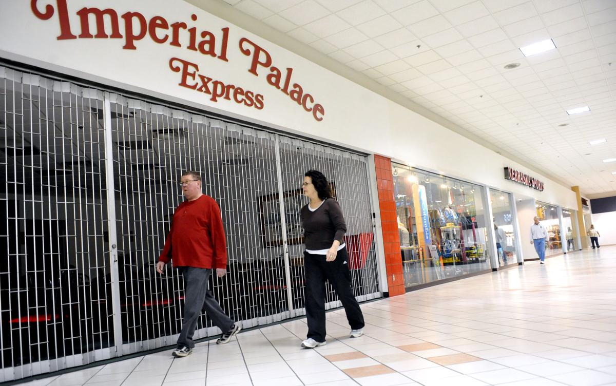 Mall Tries To Turn It Around After Closings Business