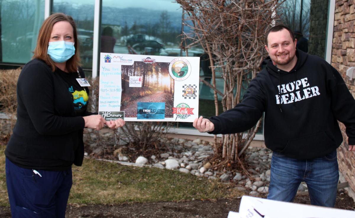 Mat Su Community Shows Solidarity With Frontline Medical Staff Valley Health Frontiersman Com