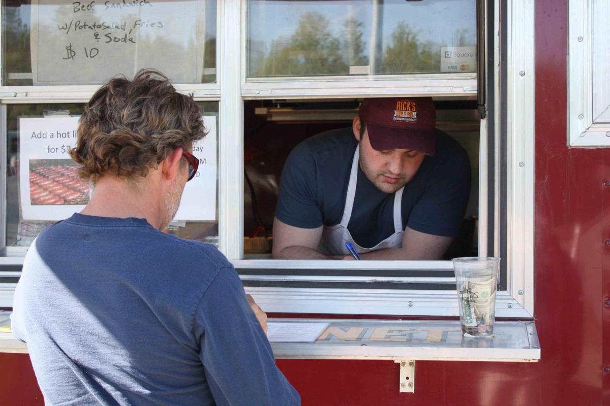 Mobile Food Trucks Rolling Into The Mat Su Local News Stories Frontiersman Com