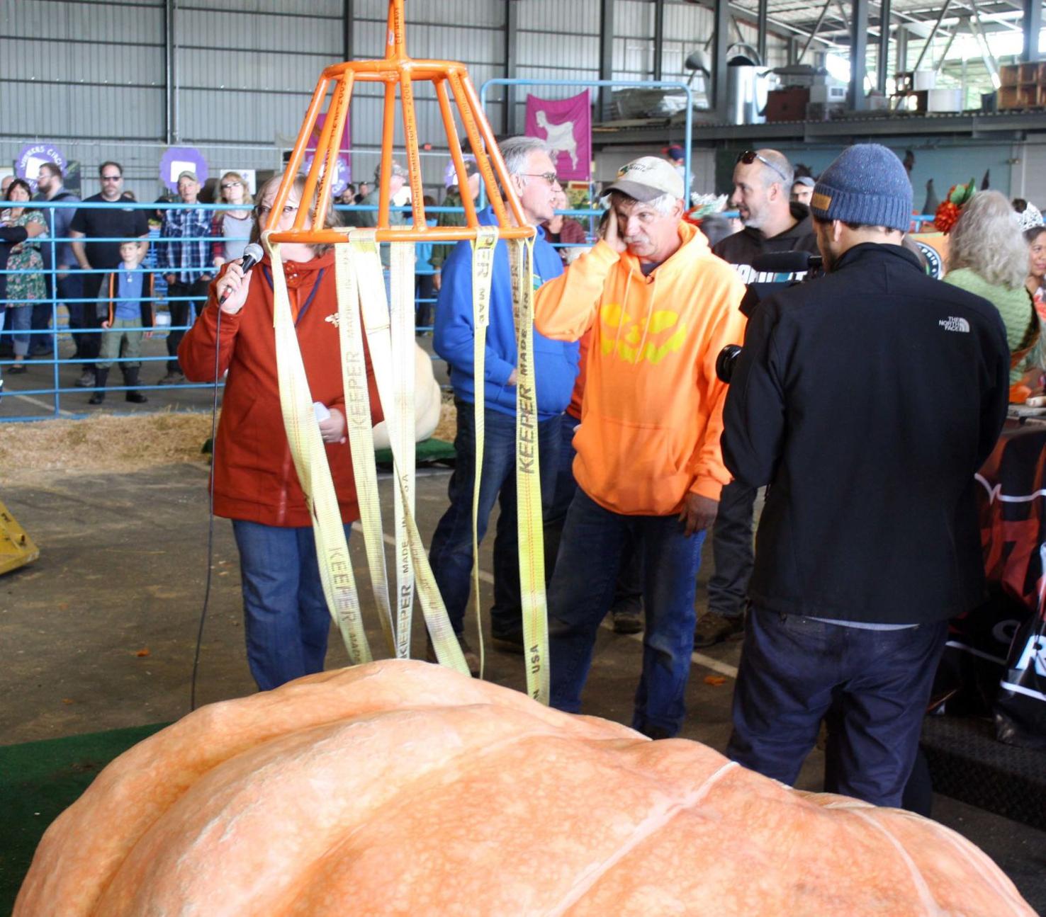 Anchorage farmer breaks Alaska State Fair pumpkin record Local News
