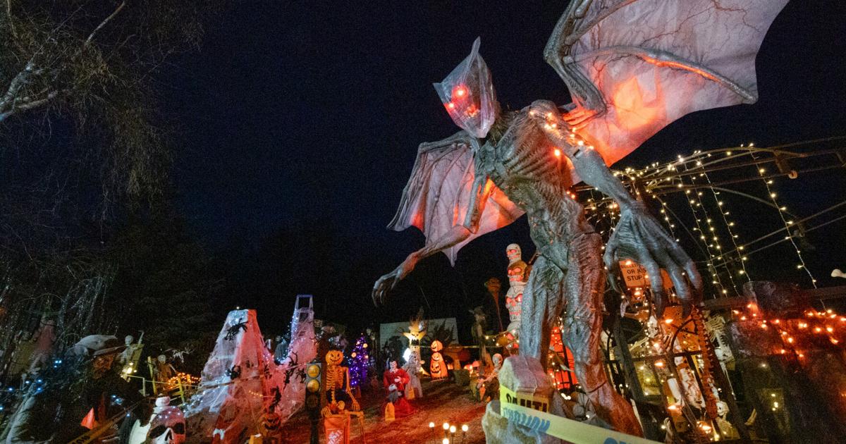 Local Wasilla man creates a spooktacular display for Halloween Local Wasilla man creates a spooktacular display for Halloween