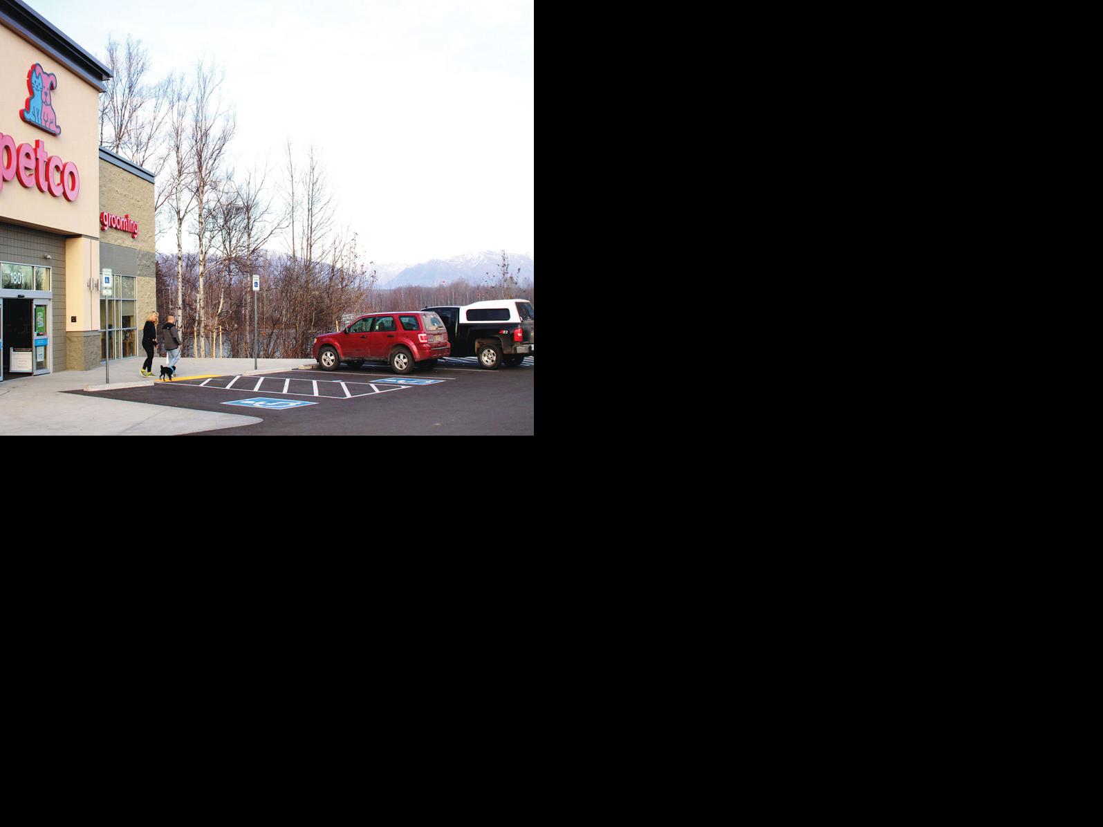 Petco Opens In Wasilla Business Frontiersman Com