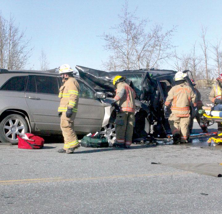 Christmas Eve Crash Wasilla 2022 Two Die In Parks Highway Collision | Local News Stories | Frontiersman.com