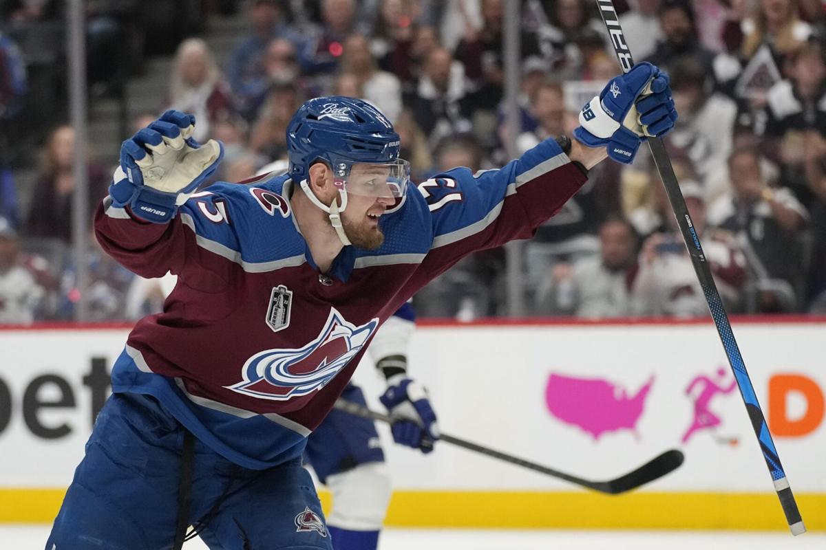Nichushkin, Makar lead Avalanche to commanding Game 2 victory over