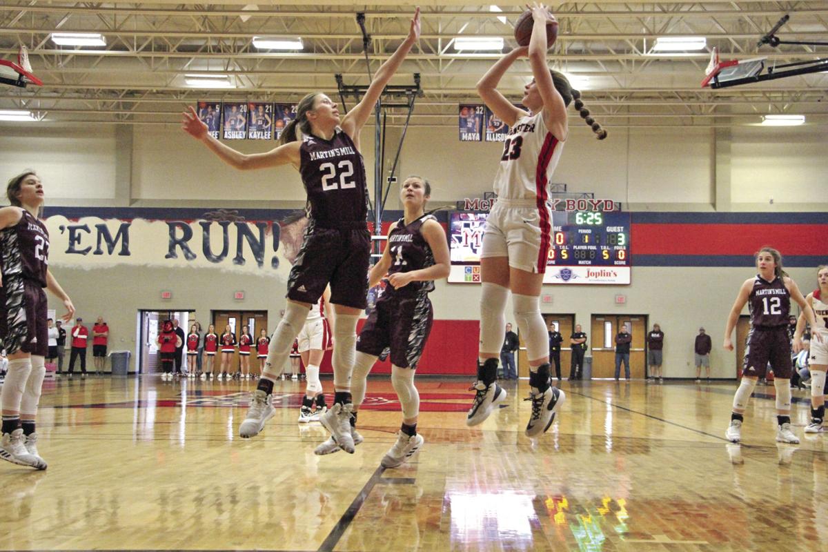 Photo gallery: Muenster Lady Hornets cut down the nets ...