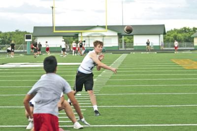 7 On 7 Valley View Goes 1 1 In Week 3 Local Sports