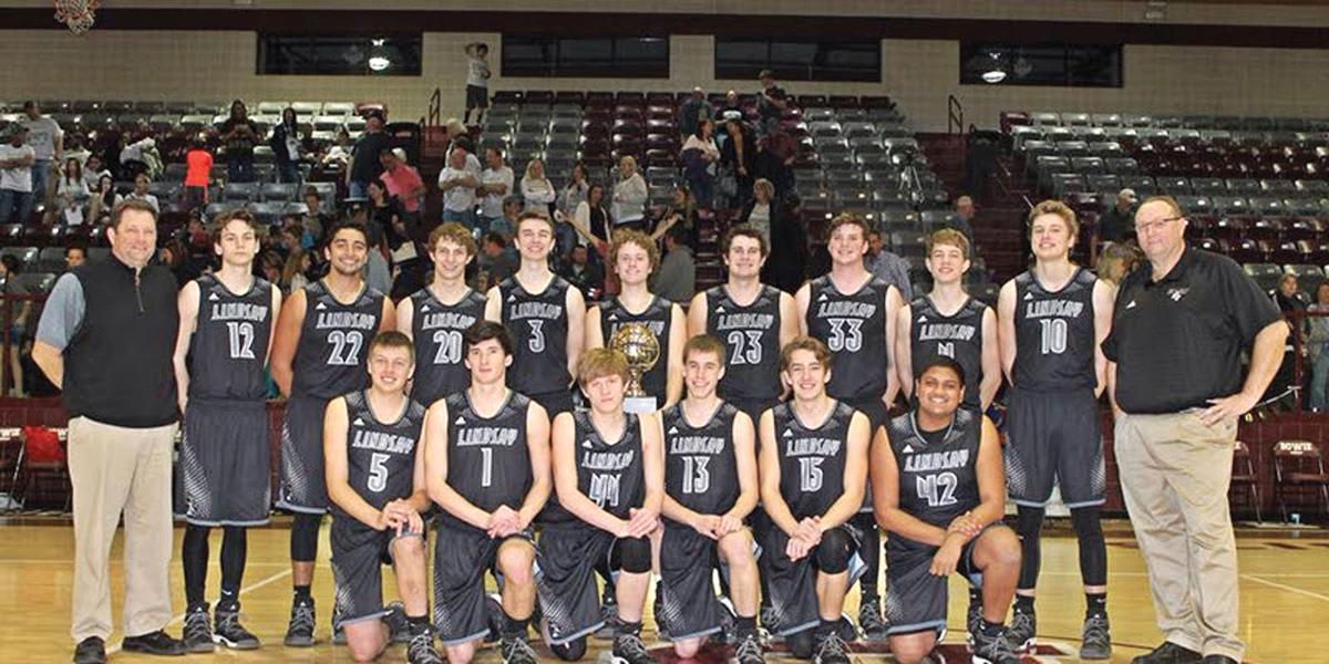 Basketball Roundup Muenster, Lindsay come away with Bidistrict