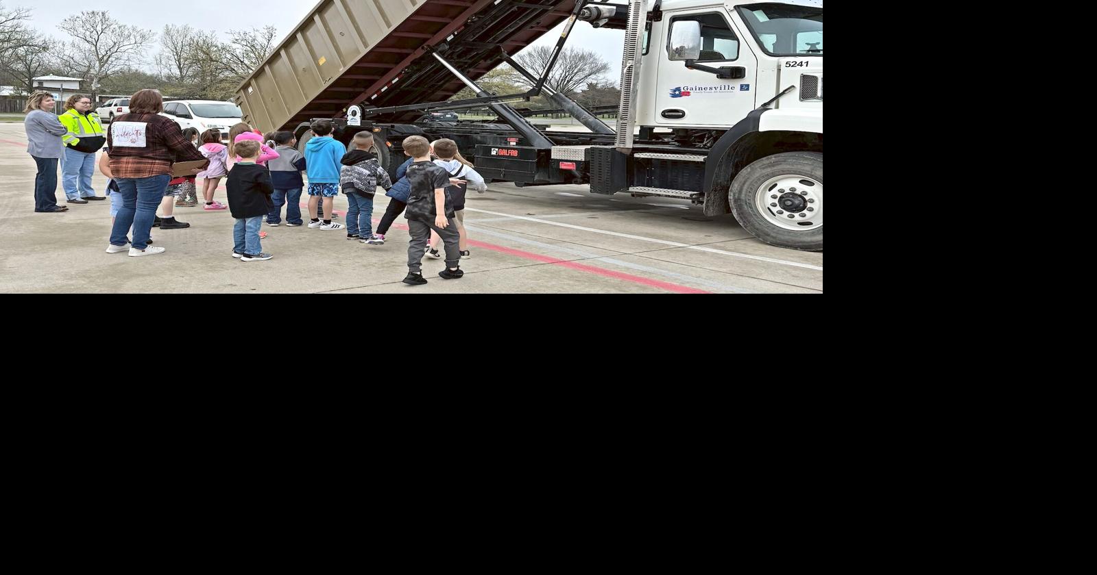 Gainesville shows off heavy equipment to Callisburg students News