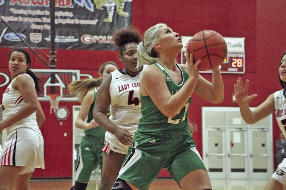 Valley View Uses Strong Second Half To Down Gainesville Local