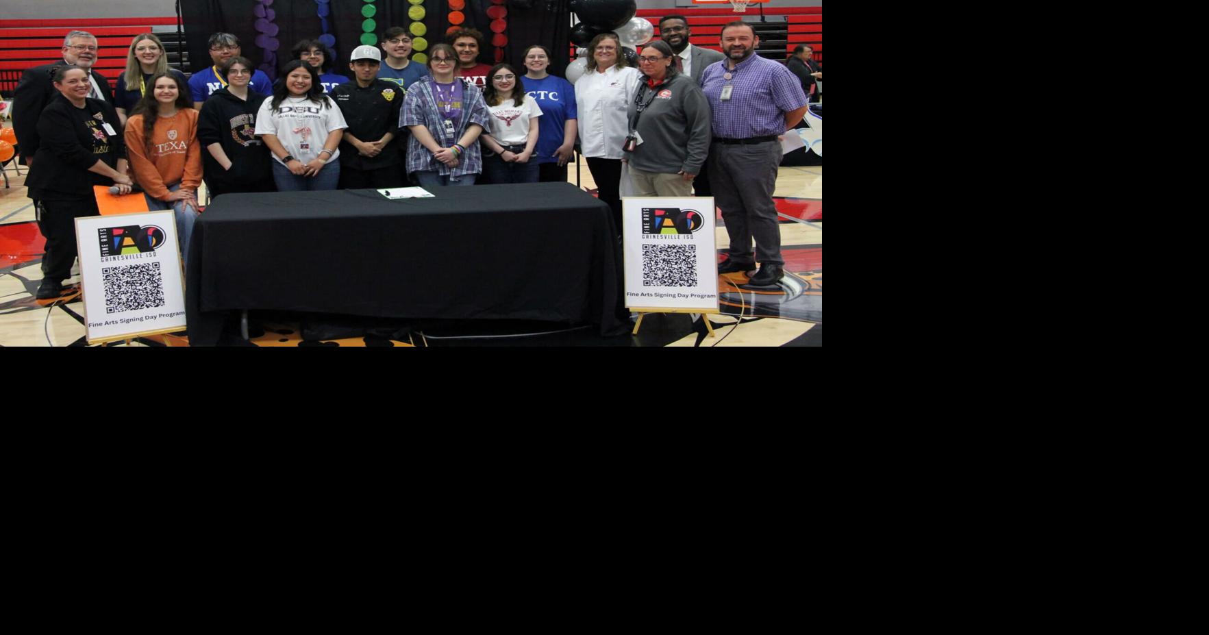 GHS grads celebrate continuing art education