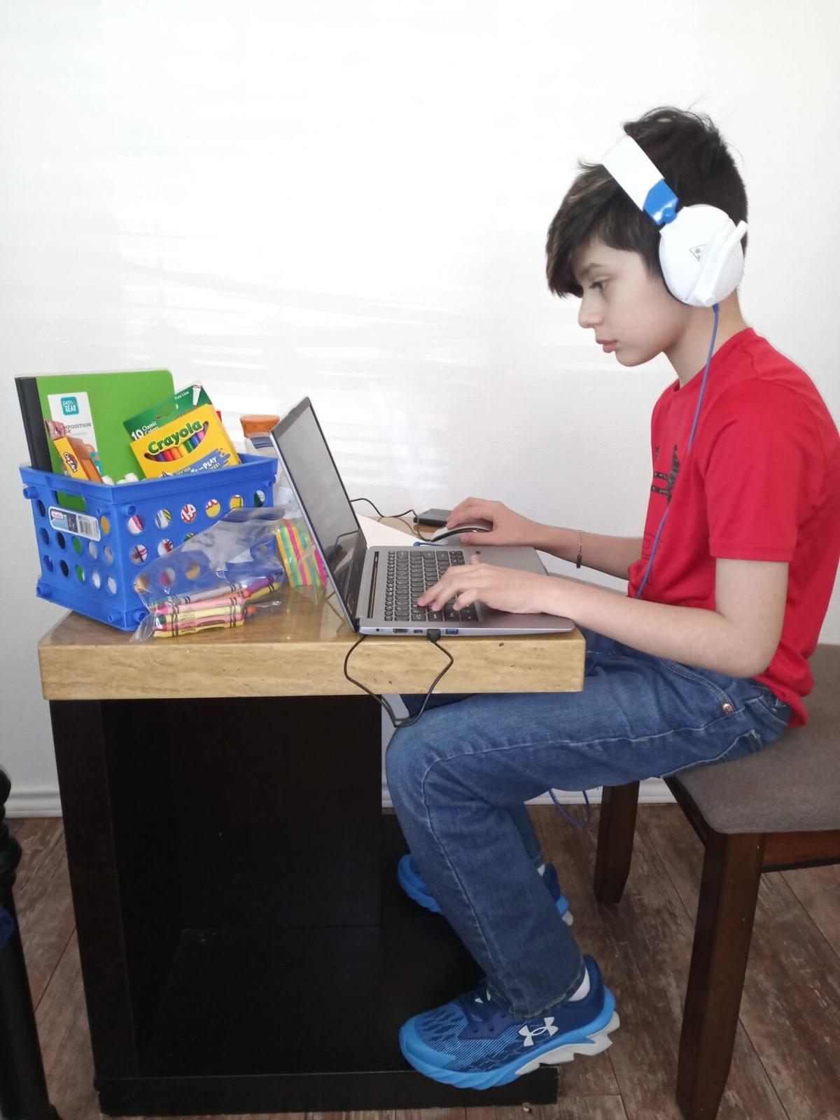 Adrian Suarez 7 gville.jpg