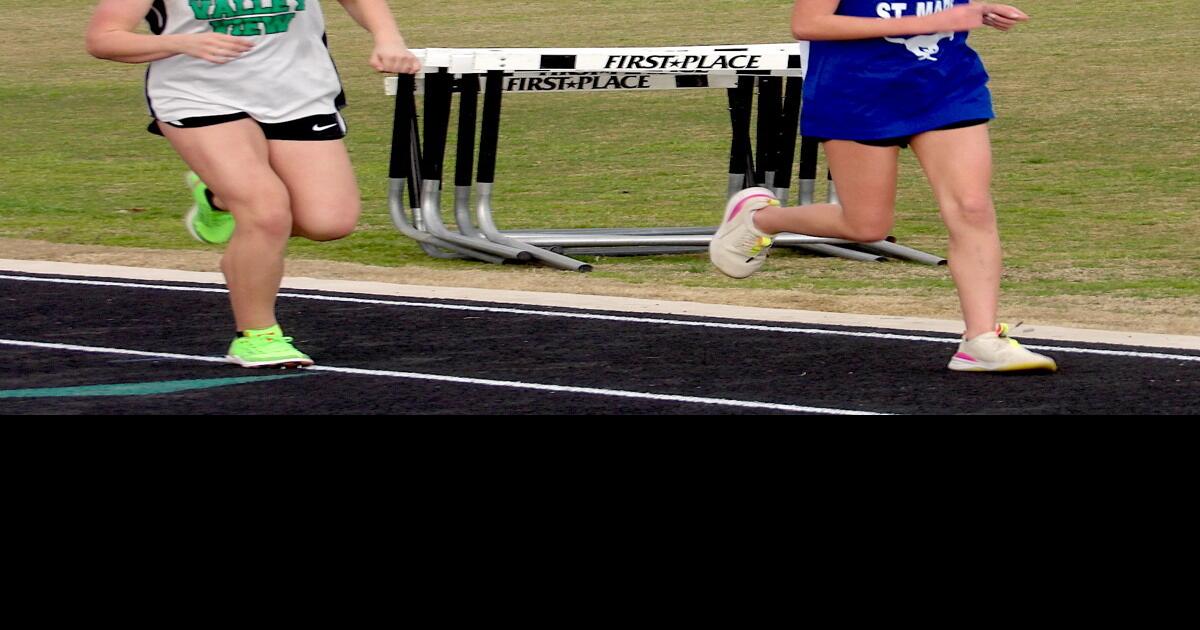 Opening day for junior high runners News