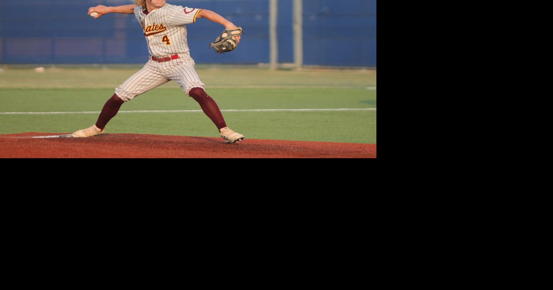 Pirates conquer Trojans | Sports | gainesvilleregister.com