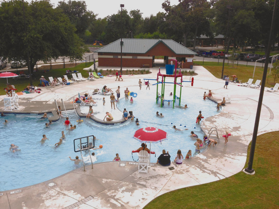 City to host 2nd divein movie News