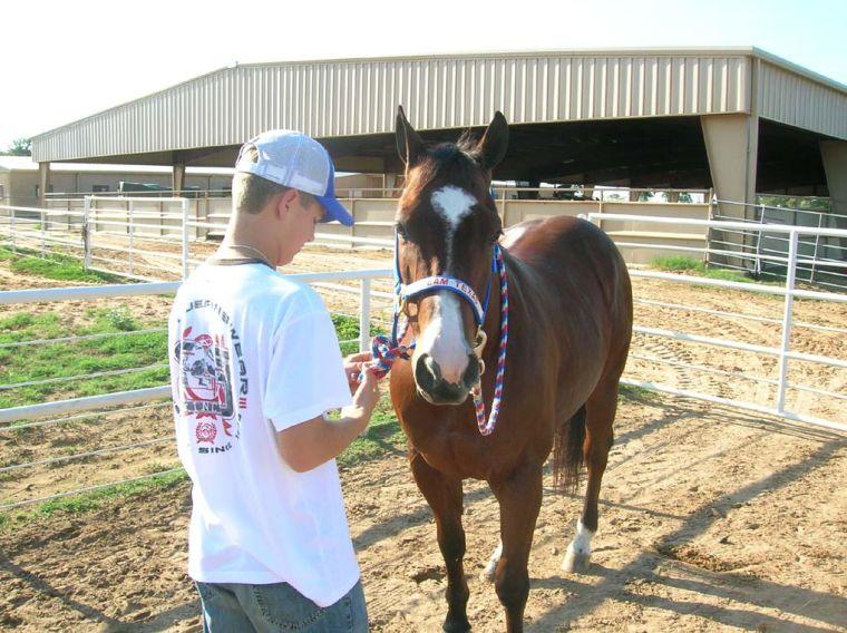 Rodeo champion calls Whitesboro home | Local News | gainesvilleregister.com