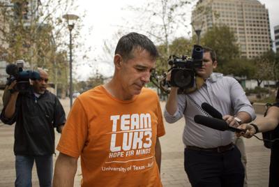 UT men's head tennis coach on administrative leave after bribery allegations | News UT men's head tennis coach on administrative leave after bribery allegations | News