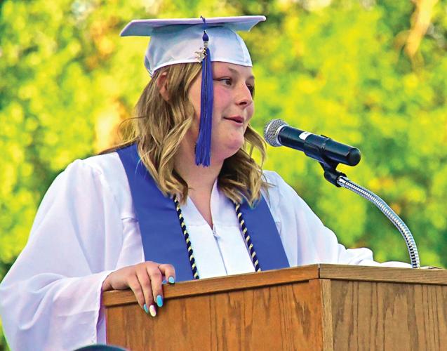 Celebrating in East Dubuque | School News | galenagazette.com