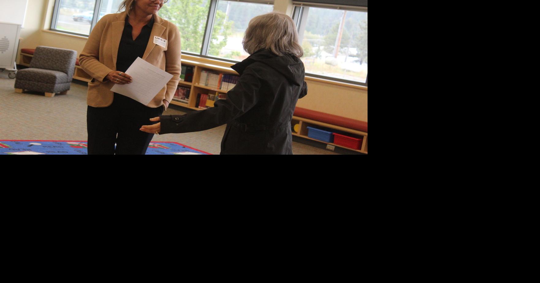 Idaho's SUperintendent of Public Instruction Debbie Critchfield visits with PlummerWorley