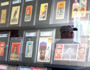 Wisconsin man's journey to 1 million Chicago Cubs baseball cards concluding at Wrigley Field