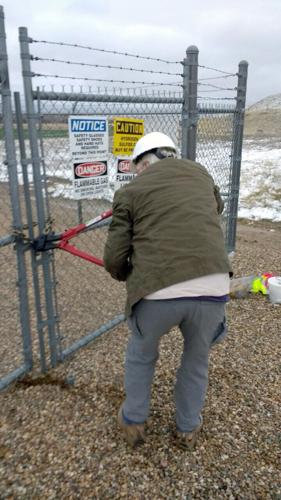 Leonard Higgins-Contributed 06