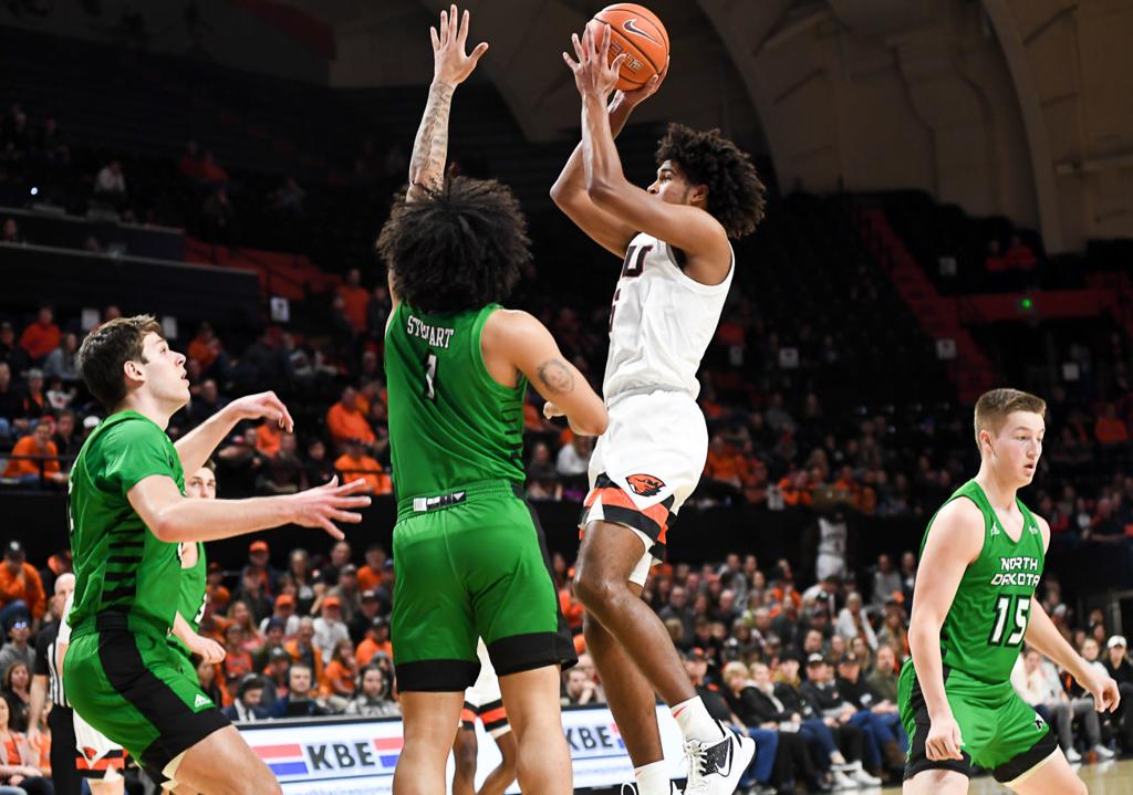 Osu Men S Basketball Beavers Overcome More Adversity To Head To Pac 12 Play With A Win Sports Gazettetimes Com