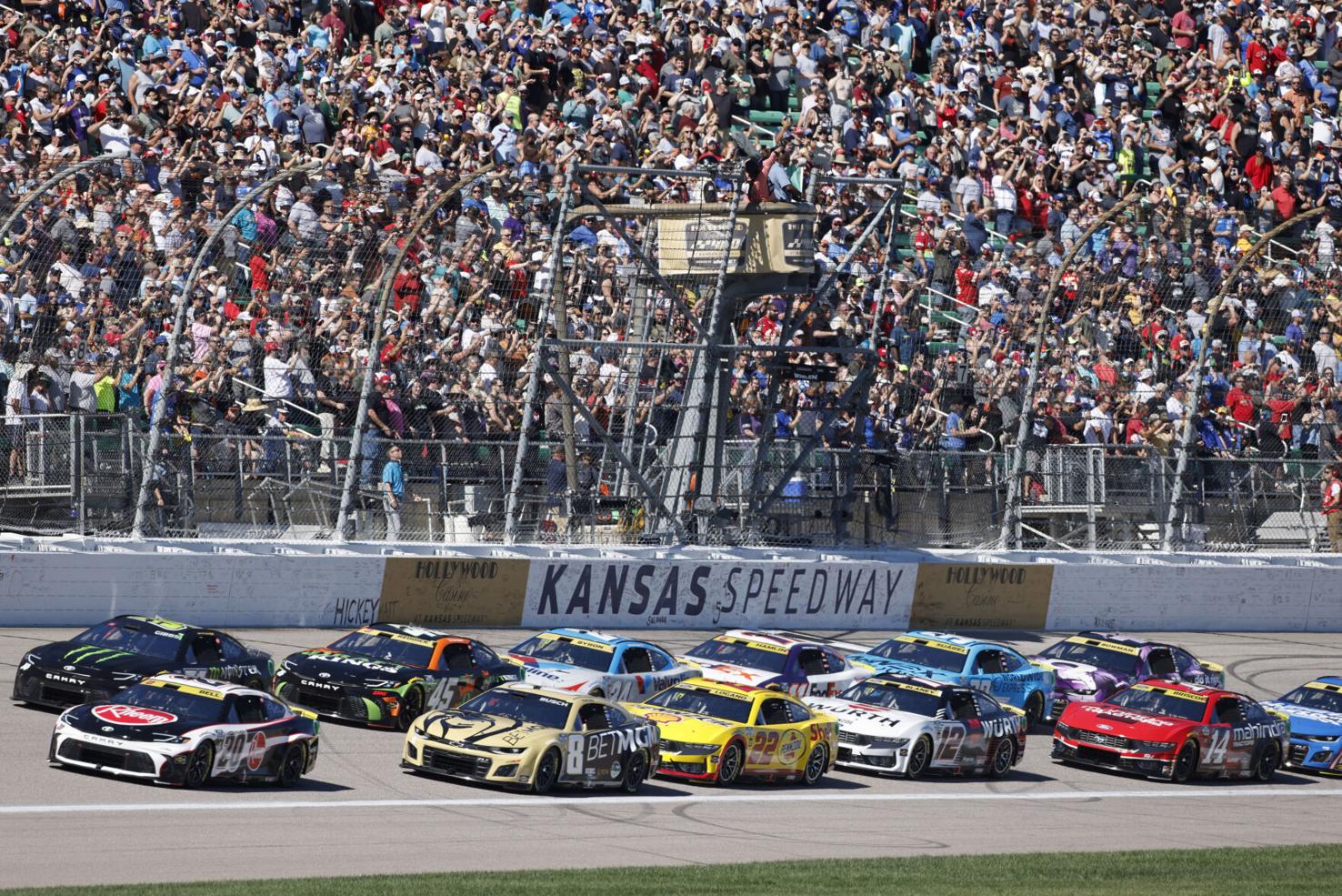 NASCAR Kansas Auto Racing