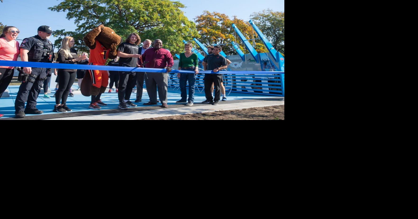 Albany welcomes outdoor fitness court