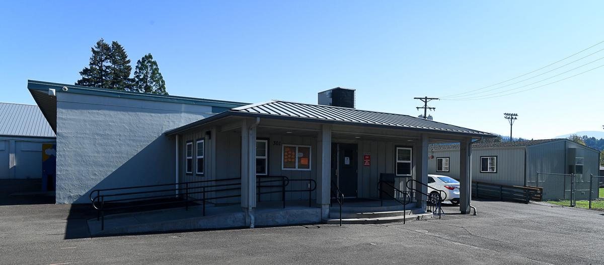 Alsea School 04