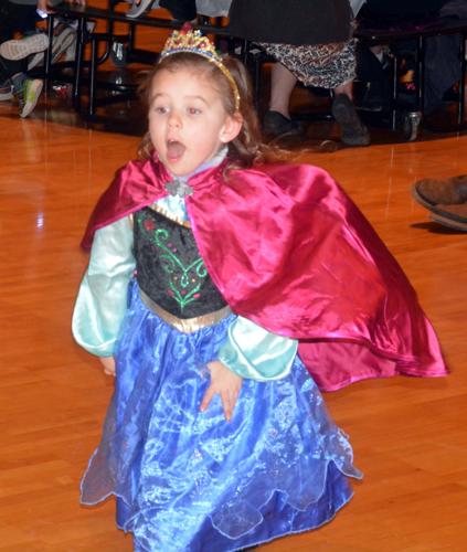 030420-pe-nws-tea-party_0387.JPG