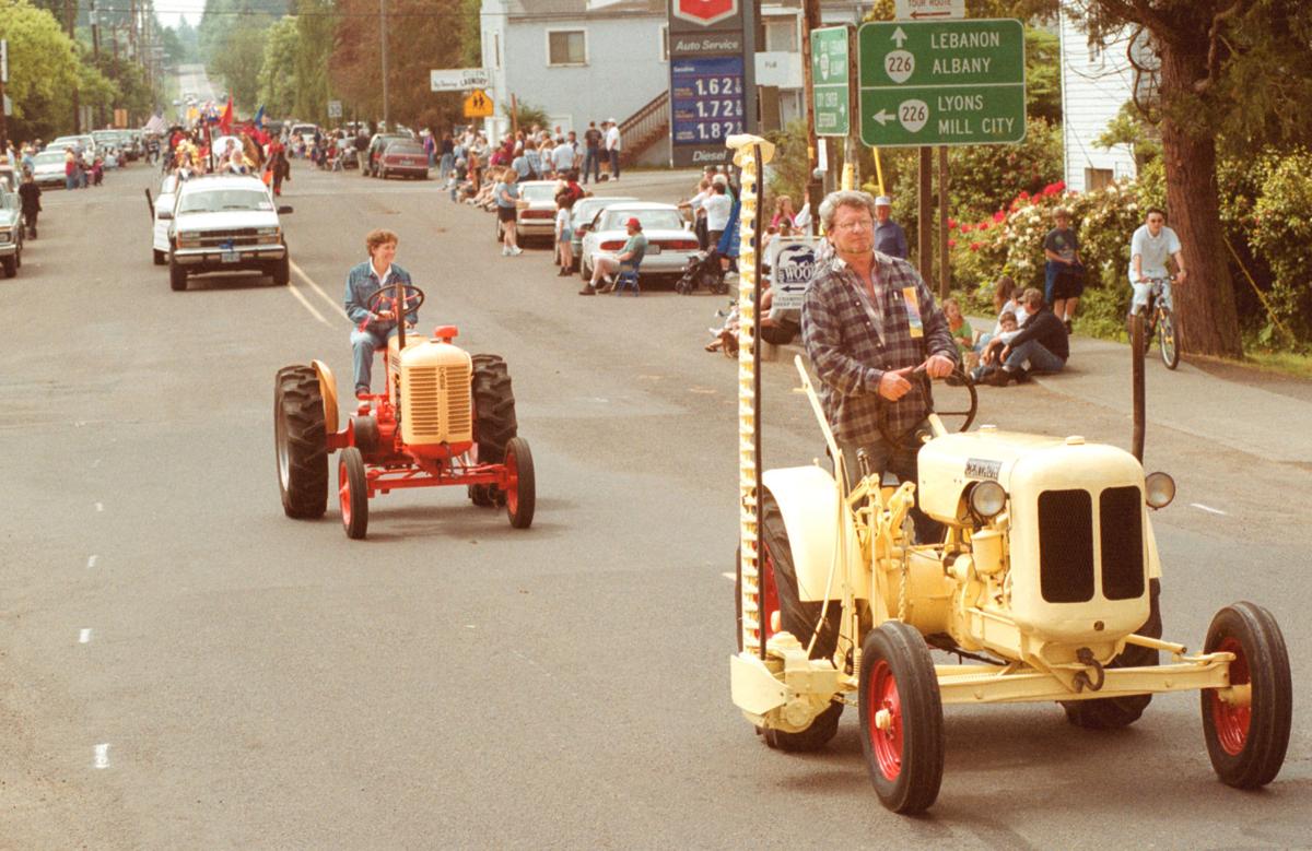 Flashback-May2000 Scio Parade4